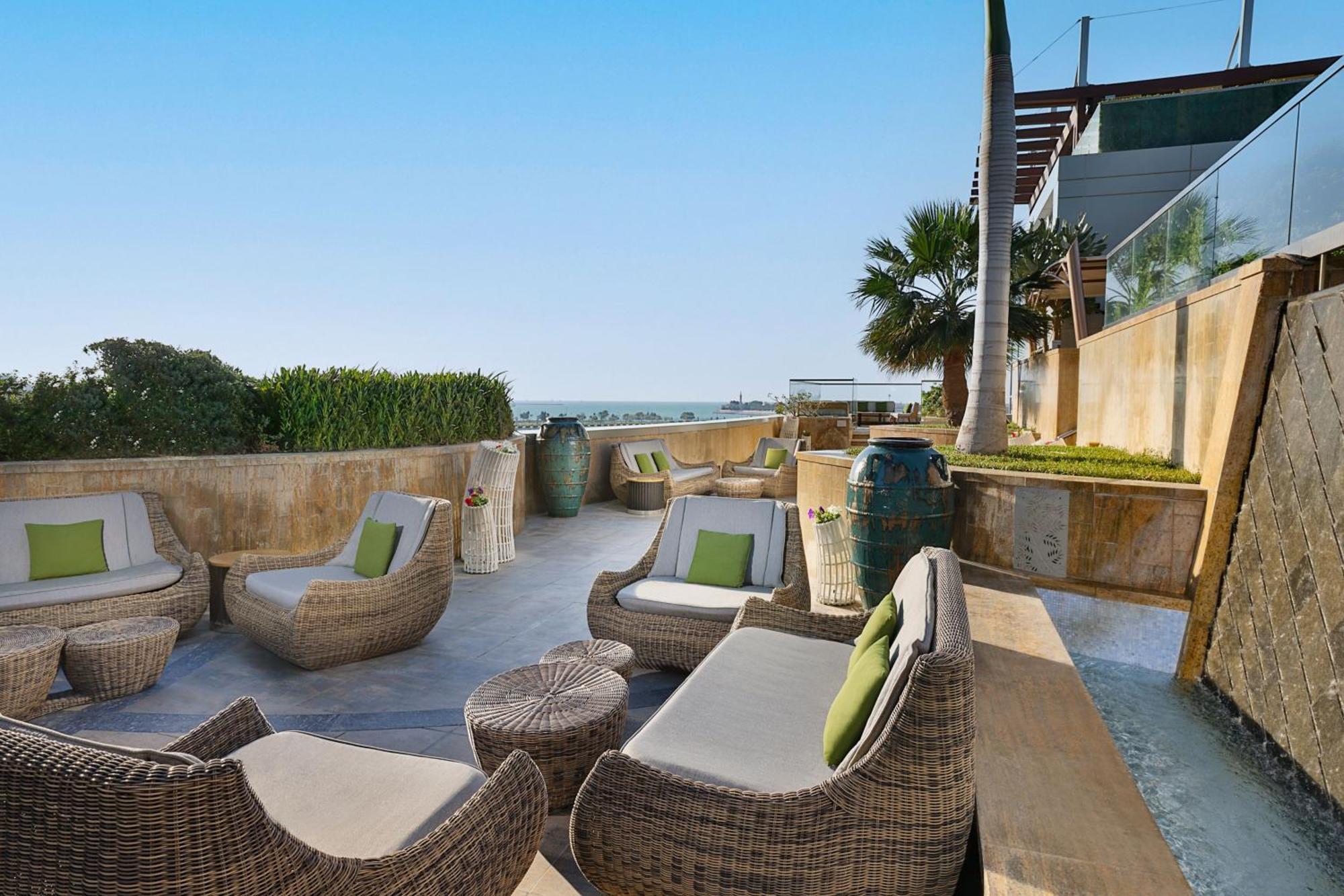 The St. Regis Abu Dhabi Hotel Exterior photo The rooftop bar at the hotel